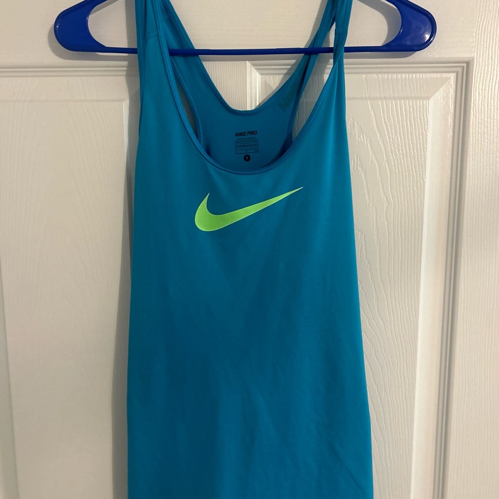 Nike Women's Blue Tank Top